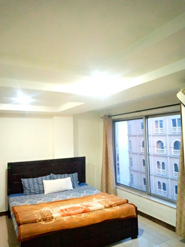 Comfortable Rental Apartments In Bahria Town Ravalpindi Kültér fotó