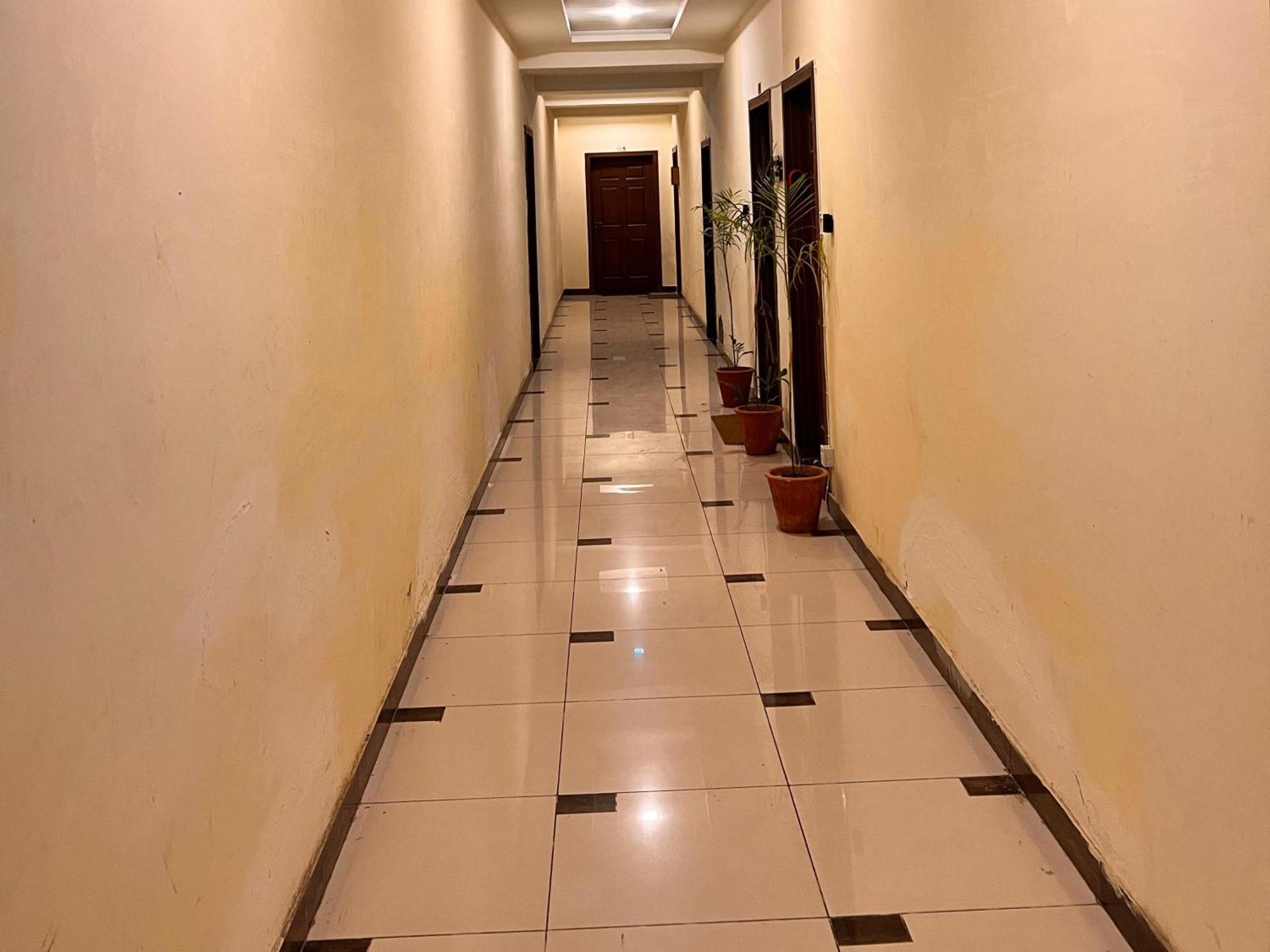 Comfortable Rental Apartments In Bahria Town Ravalpindi Szoba fotó